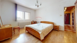 Apartament cu 3 camere de vânzare în zona Centrala, Fagaras - imagine 11