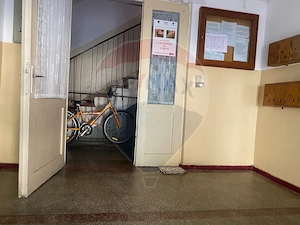 Apartament cu 3 camere de vânzare în zona Centrala, Fagaras - imagine 2