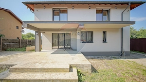Casă cu panorama spectaculoasa in Sacele - imagine 12
