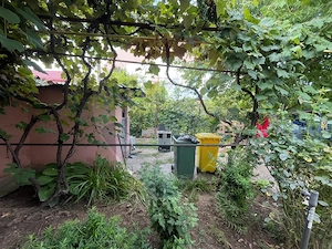 Casă cu teren generos in Voluntari - imagine 2