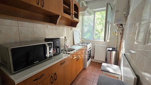 Apartament cu 2 camere, etaj intermediar, centrala proprie, zona Dacia - imagine 11