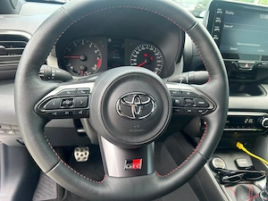 Toyota Yaris - imagine 4