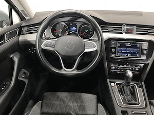 Volkswagen Passat - imagine 6