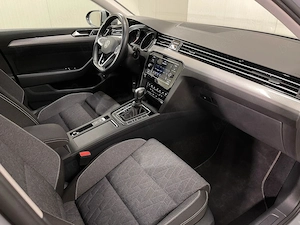 Volkswagen Passat - imagine 10