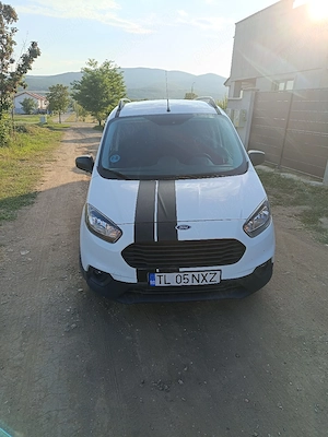 Ford transit courier 