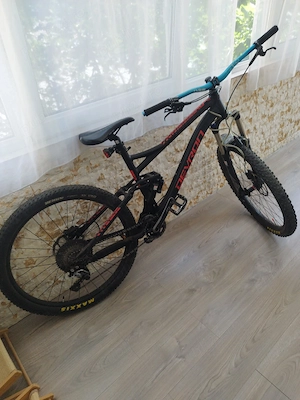 Devron Full Suspension 29"   RockShox   Mărime L   Stare foarte bună