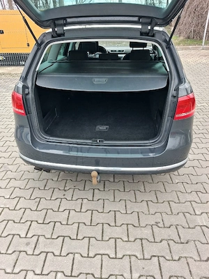 vând Volkswagen Passat  - imagine 2
