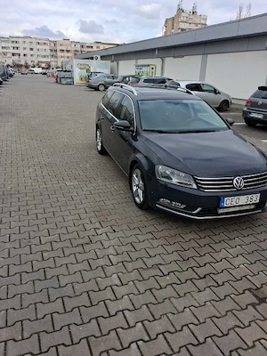 vând Volkswagen Passat 