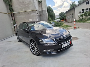 Skoda Superb L&K Editie  - imagine 4