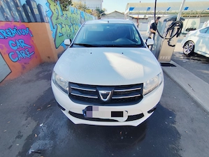 Vând Dacia Logan, an fabricație 2015, echipată cu motorizarea economică de 0.9 TCe și instalație GPL - imagine 2