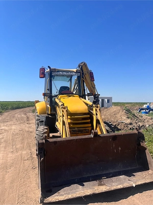 buldoexcavator komatsu wb 93  - imagine 4