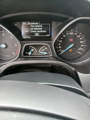 Ford Focus (DYB) - imagine 2