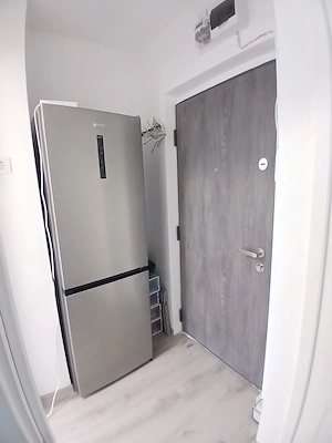     3  camere  la pret de 2 camere - imagine 9