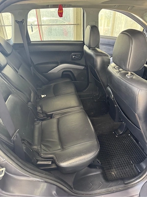    Mitsubishi Outlander 2.4 Benzină   2008   7 locuri - imagine 3