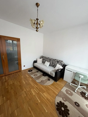 Persona fizică închiriez apartament 2 cam. Ştrand, etaj 4 5 cu lift, terasă generoasă, contract ANAF - imagine 3