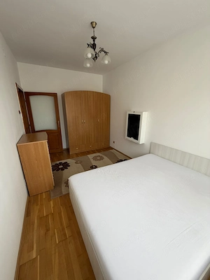 Persona fizică închiriez apartament 2 cam. Ştrand, etaj 4 5 cu lift, terasă generoasă, contract ANAF - imagine 7