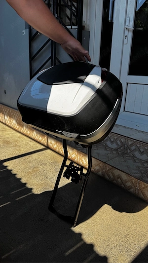 vand cutie moto givi v47 cu tot cu suport - imagine 2