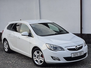 Opel Astra J - imagine 5