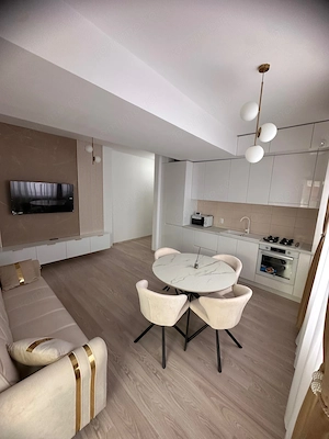 🏡  2 camere de inchiriat | Bloc 2019 | Parcare subterană | Centrală proprie