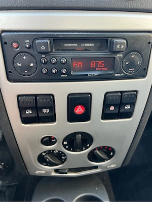 dacia logan  - imagine 2