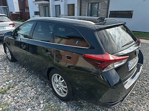 Toyota Auris HEW18 Hybrid 2016 GPL