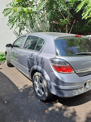 Opel Astra H 2008 - imagine 3