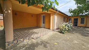 Casa Comuna Suraia - imagine 2