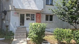 Inchiriem spatiu comercial de 53 mp in mun. Barlad, ultracentral, situat la 50 m de Primaria Barlad. - imagine 2