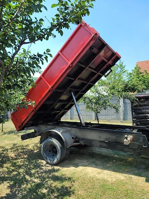 Transport Nisip, Balastru și Sort   Livrare Rapidă