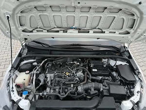 Toyota Corolla 1.5 Benzina   Scaune Incalzite   Automat   Lane assist   CarPlay   Distronic   Euro 6 - imagine 6