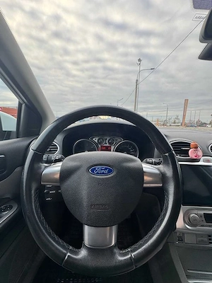 Ford Focus mk. 2.5 2010 1.6 diesel - imagine 5
