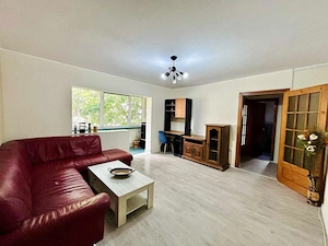 Apartament 3 camere | Complexul Studentesc | Model cu 2 bai si 2 balcoane - imagine 4