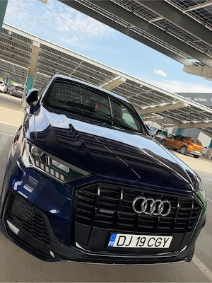 Audi Q7 Quattro S Line 2021   Hibrid   7 locuri   Stare impecabilă