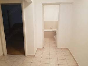 închiriez ap.2 camere decomandat B-dul Dacia 56mp cu lift - imagine 6