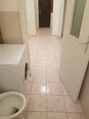închiriez ap.2 camere decomandat B-dul Dacia 56mp cu lift - imagine 7