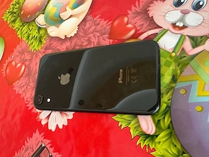 vand iphone xr 64gb impecabil 