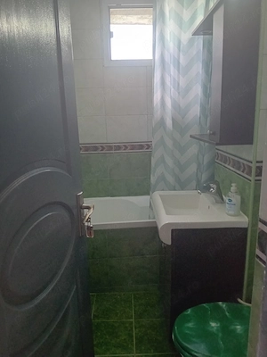 Inchiriez apartament 3camere  - imagine 2