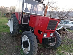 Vând Tractor UTB  tip U642DT în patru cilindri