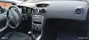 Vind auto PEUGEOT 308 an 2014 dar inscrisa 2015 cu numai  113000 KM stare foarte buna - imagine 3