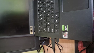 Leptop acer nitro v15(ofer mai multe la el)