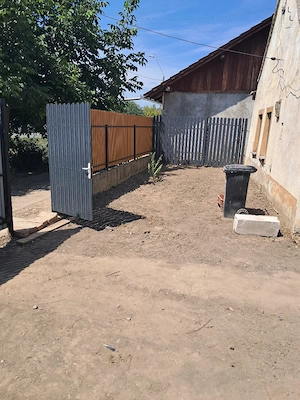 Vînd casă bătrînească în centrul comunei Dudeștii Vechi.  - imagine 2