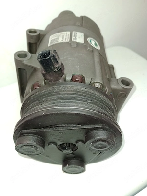 Compresor AC Ford Mondeo 4 / S-Max / Galaxy 1.8 - 2.0 TDCi RECONDIȚIONAT  - 6G91-19D629-KC conducte  - imagine 4