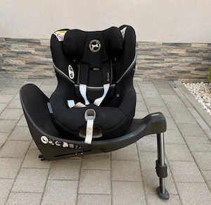 Scaun auto Cybex Sirona cu bază ISOFIX rotativă 360    stare foarte bună