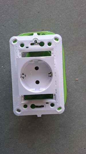 Electrician sau ajutor electrician în constructii