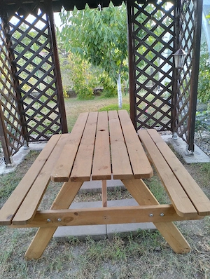 Set berarie cu masa fixa, dreptunghiulara, 2 banci din lemn, 6 locuri, Fort Picnic, natur