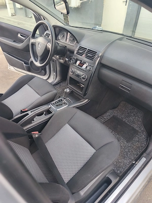 Mercedes Benz A clase automata  - imagine 5