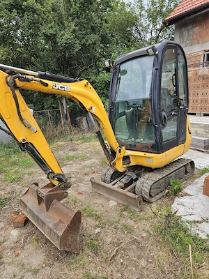 Excavator de vanzare