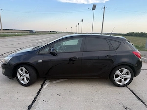 Opel Astra J EURO 5  - imagine 3