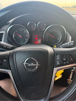 Opel Astra J EURO 5  - imagine 6