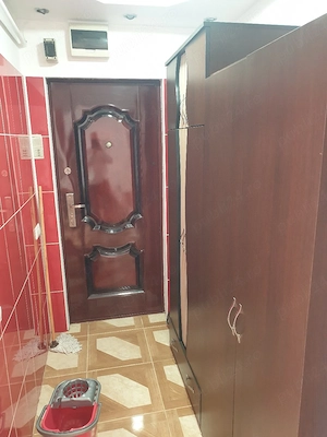 dau in chirie garsoniera mobilata și utilata complet  - imagine 5